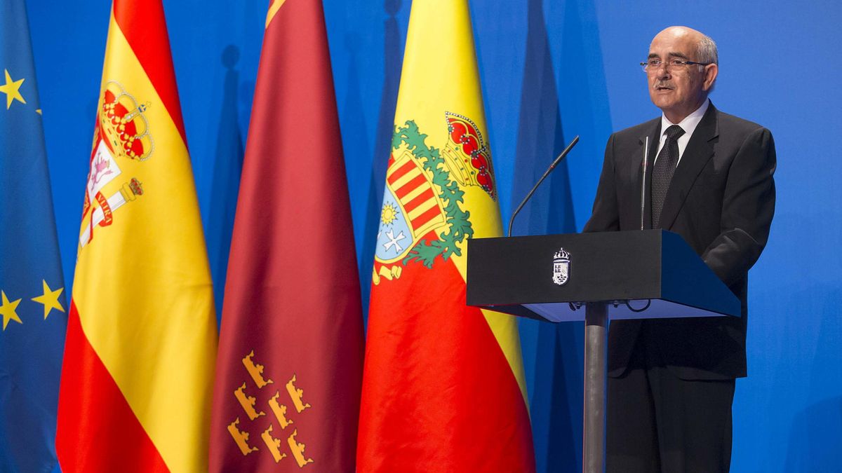El expresidente de Murcia deja el PP: acusa a Rajoy de "querer enterrar la corrupción" 