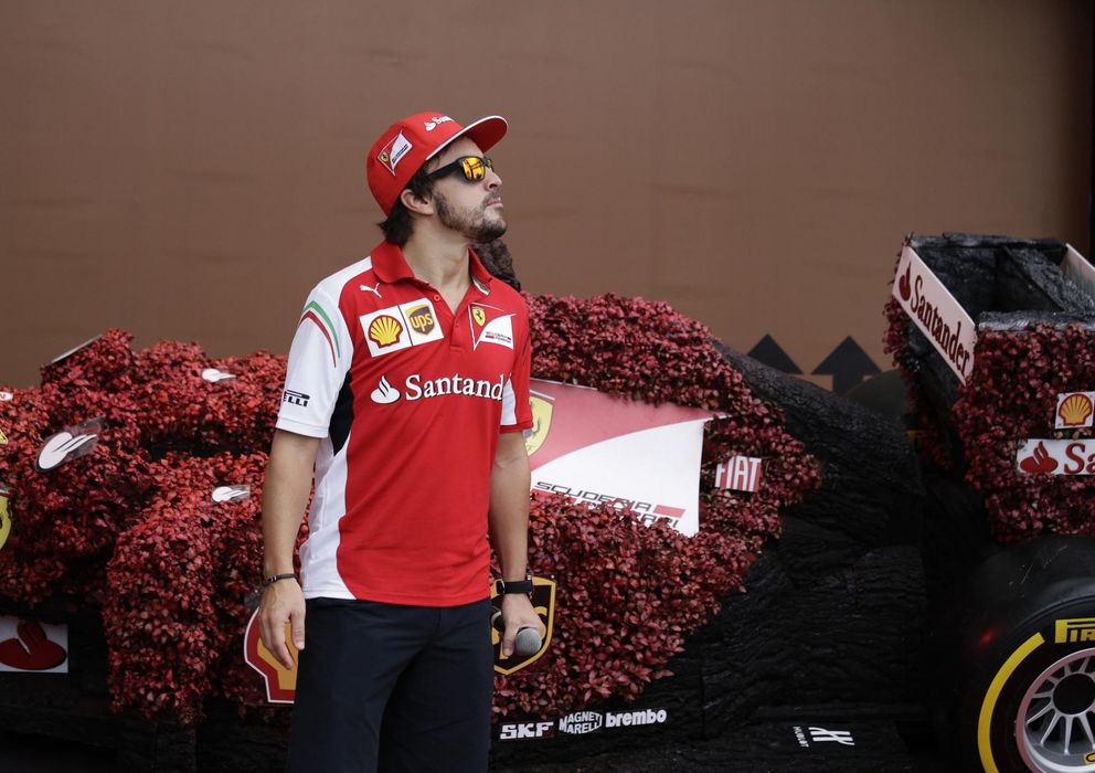 Foto: Fernando Alonso en un acto publicitario en Singapur.
