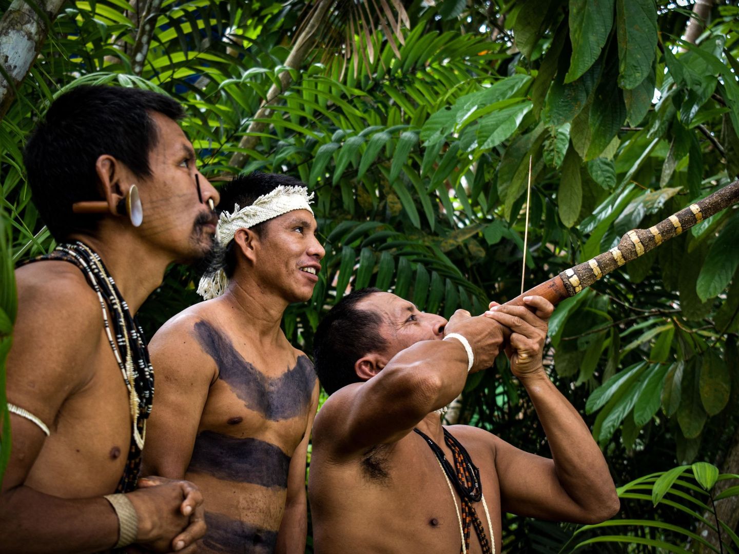 Indígenas matis del Amazonas. (EFE/Tatiana Nevo)