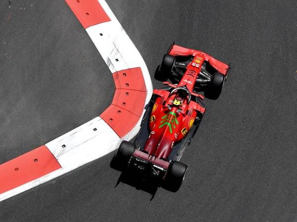 Foto: El piloto español acabó con una fenomenal cruzada para evitar el impacto con el AlphaTauri de Yuki Tsunoda. (Ferrari)