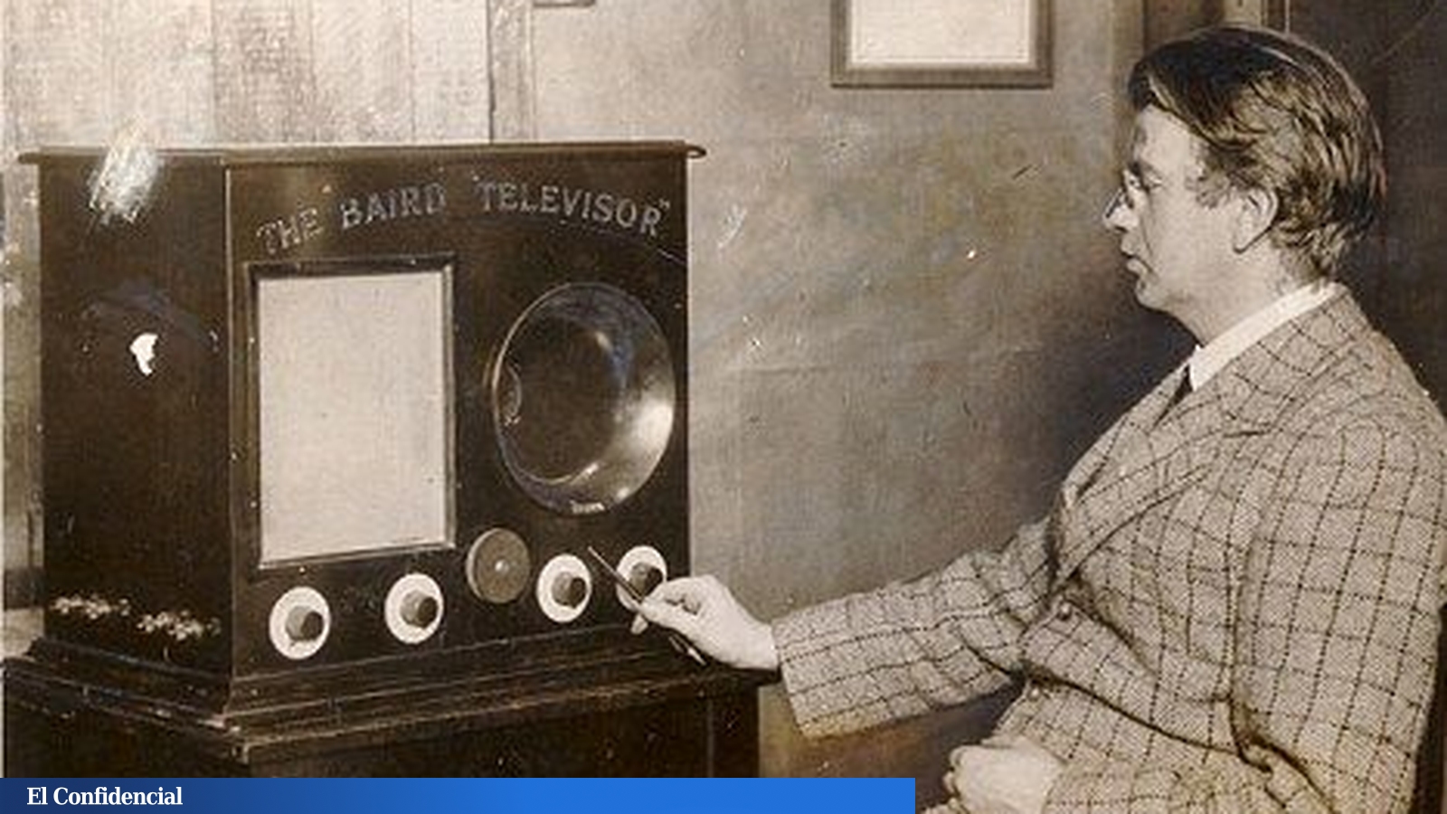 Когда был первый телевизор. Джон Бэрд Телевидение. Джон логи Бэрд телевизор. Джон логи Бэрд 1926. Телевидение.британский изобретатель Джон Лоуги Бэрд.