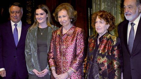 La reina Sofía brilla como nunca en Nueva York para entregar 'sus' premios