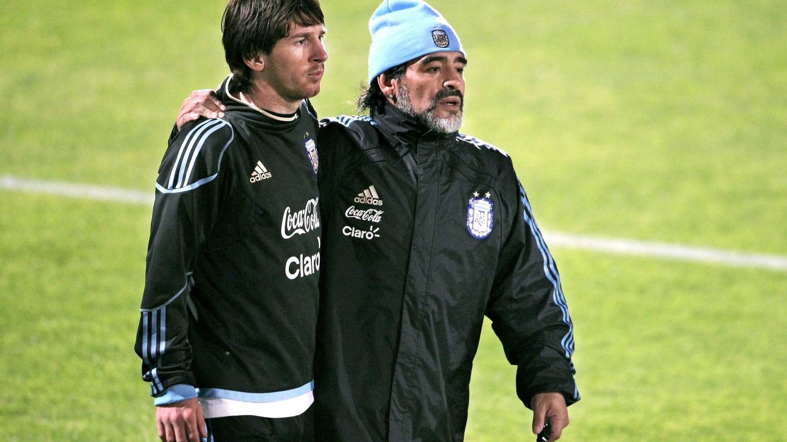Foto: Messi y Maradona en una imagen de archivo (EFE)