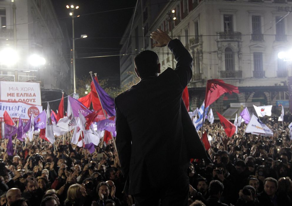 Foto: Alexis Tsipras, líder de Syriza, anima a sus simpatizantes durante el mitin de cierre de campaña el jueves 22, en Atenas (Reuters).