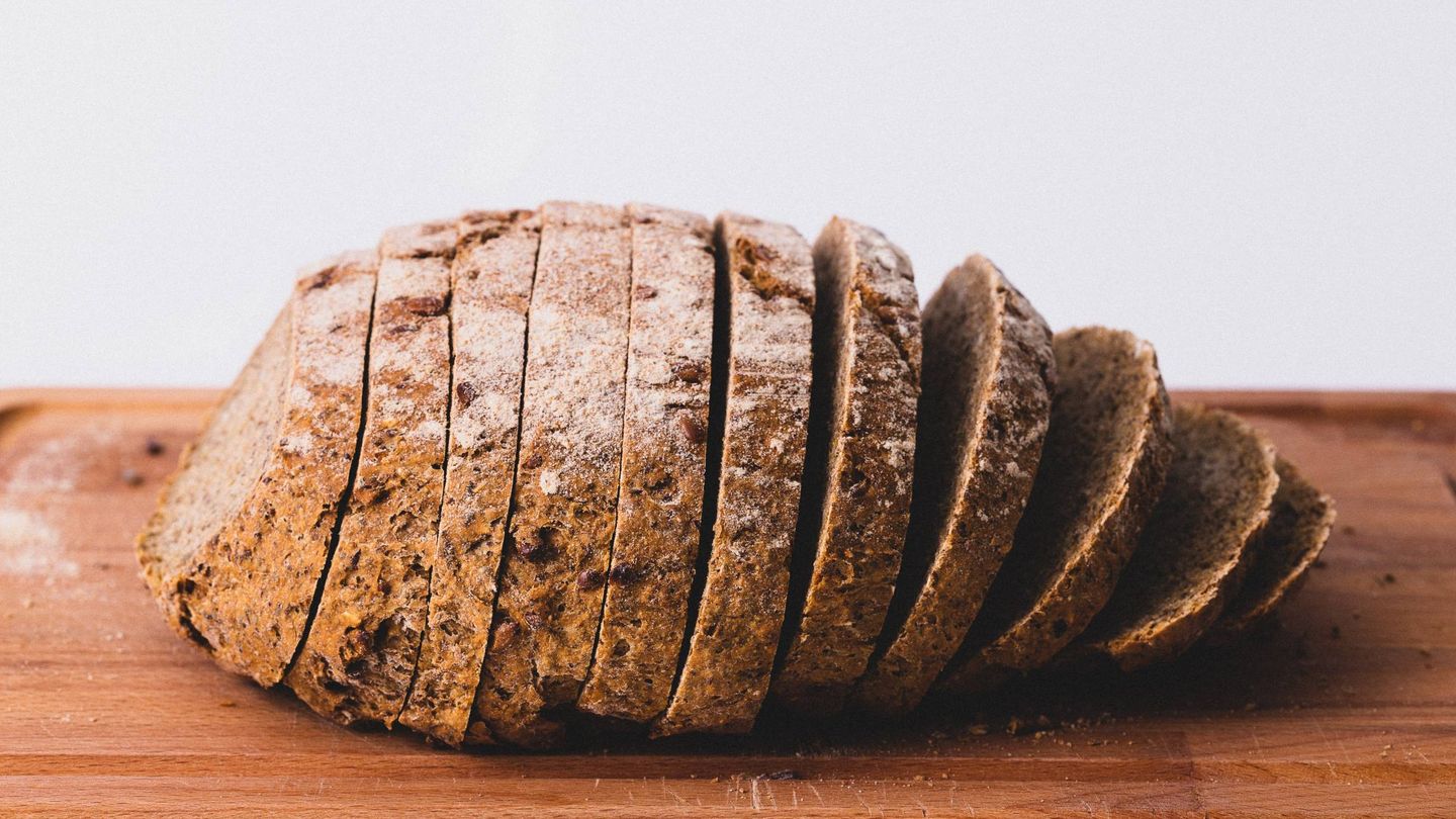 El pan fue uno de los alimentos que casi erradicó (Jude Infantini para Unsplash)