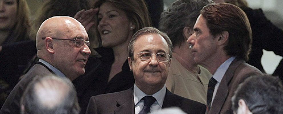 Foto: El Partido Popular toma el palco del Bernabéu con Aznar a la cabeza