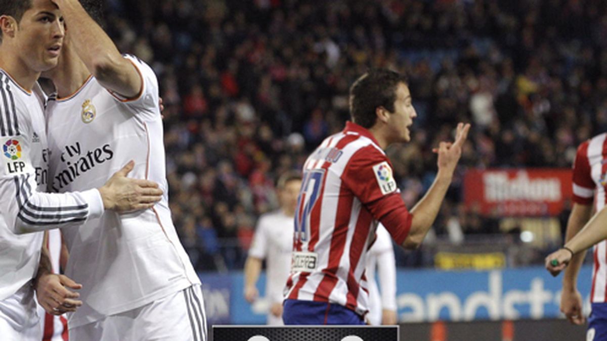 Un comodísimo Real Madrid mete al campeón en su peor momento desde 2011