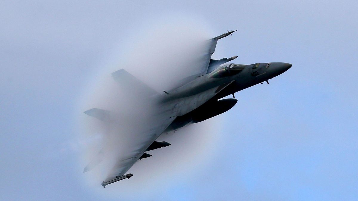 Cazas F-18 cargados de misiles antibuque: EEUU ya tiene su 'bala de plata' contra China