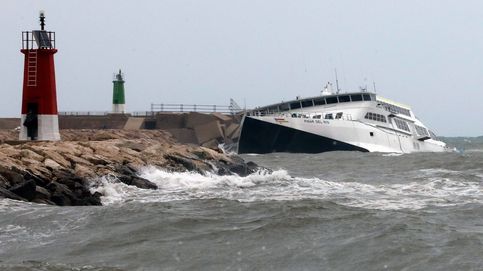 Los destrozos de la DANA en Alicante: acaba con el polideportivo de Denia y hunde un ferry