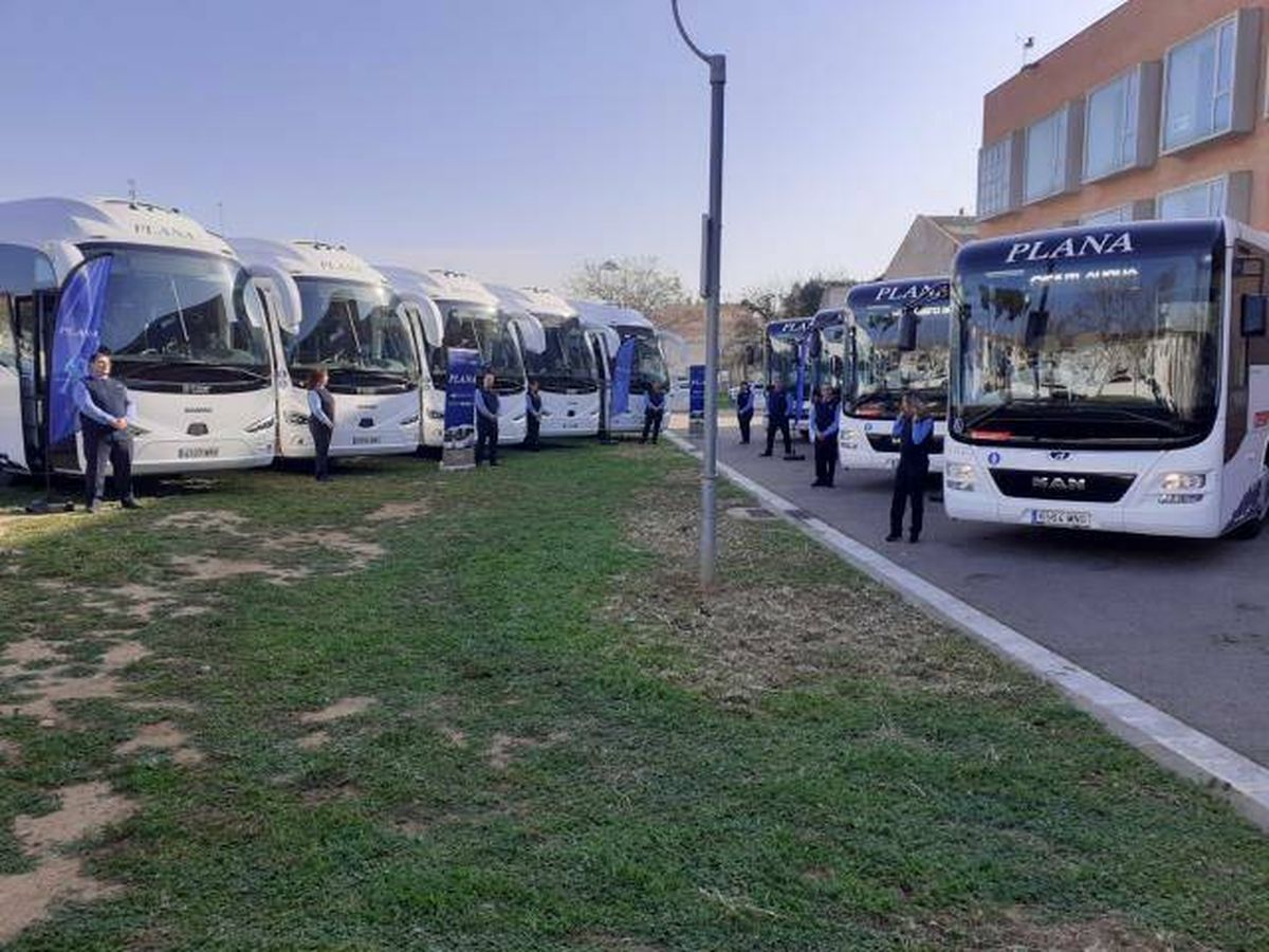 Foto: Vista de los nuevos autobuses de Vilanova i la Geltrú. (Ayuntamiento de Vilanova i la Geltrú) 