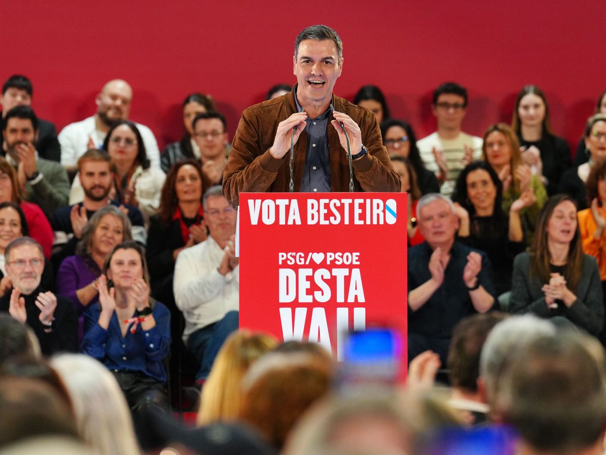 Foto: El presidente del Gobierno, Pedro Sánchez, interviene durante el cierre de la campaña electoral del PSdeG. (Europa Press/Álvaro Ballesteros)