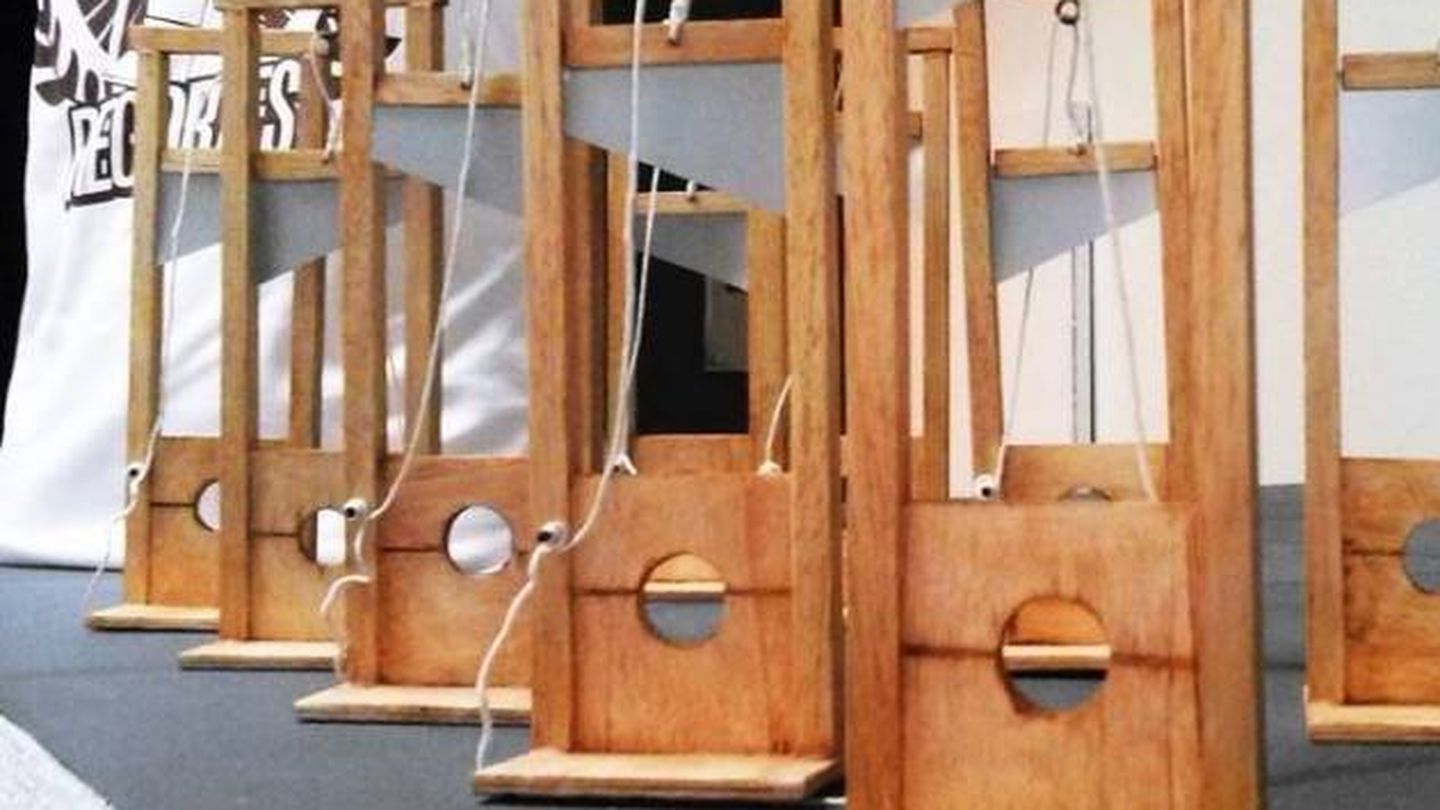 Una tienda en Malasaña vendió guillotinas. 