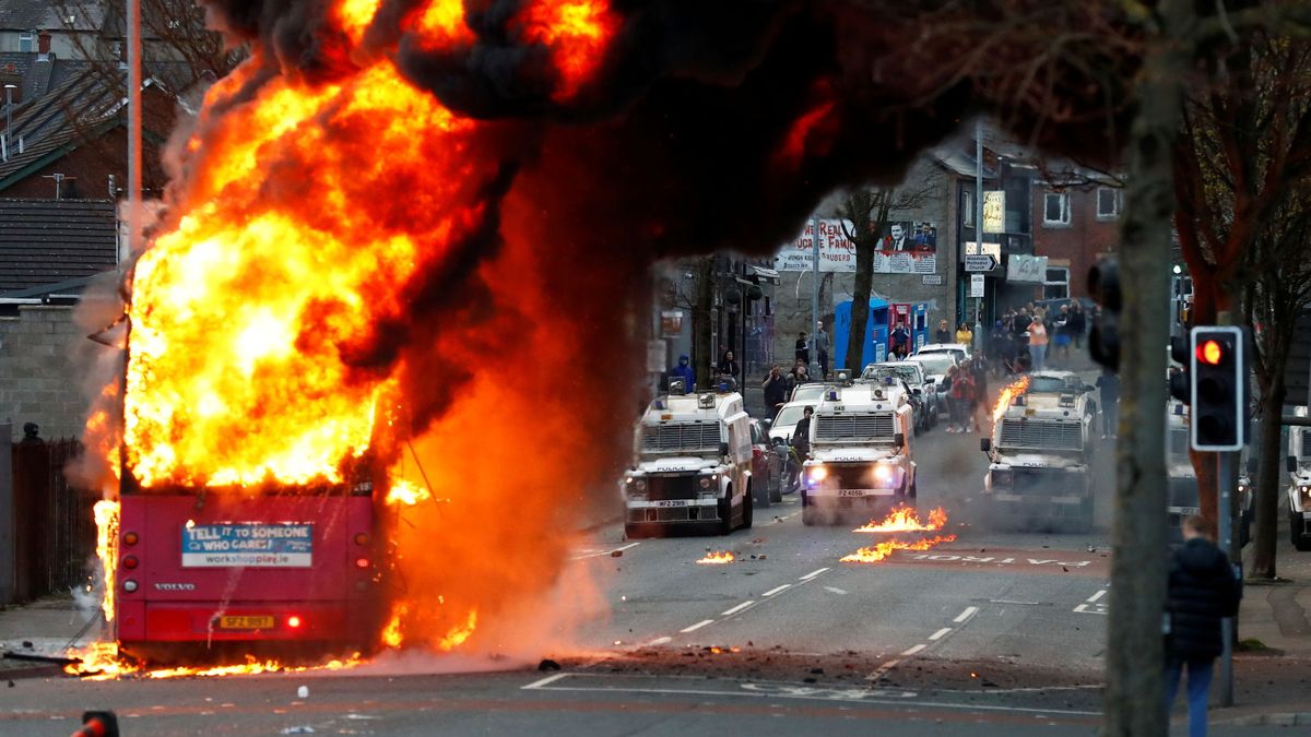 La violencia en Belfast, un complejo puzle más allá del Brexit