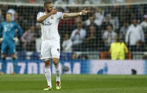 Benzema acepta la oferta del Real Madrid y renovará hasta 2019