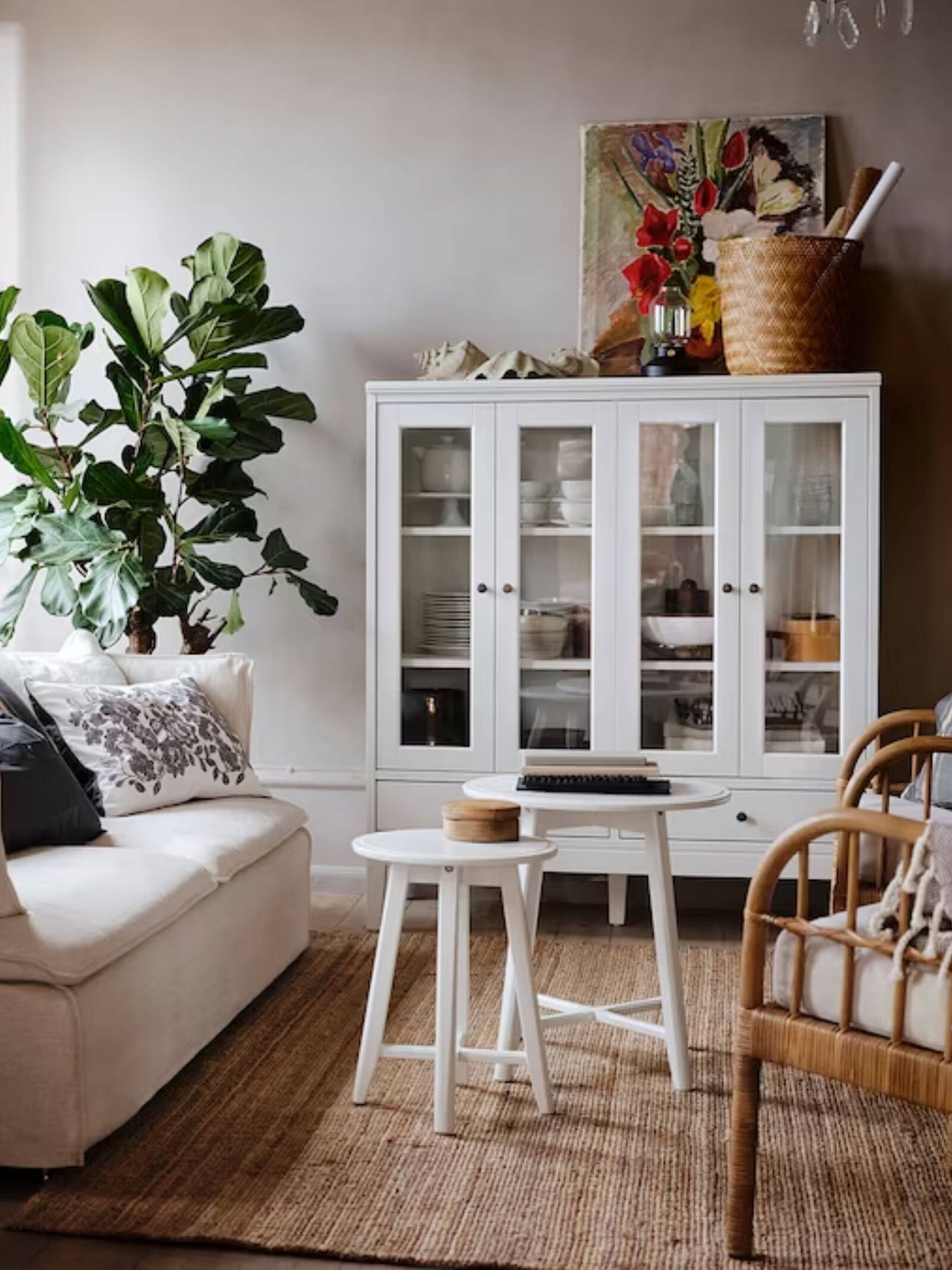 Los muebles más baratos de IKEA con los que puedes decorar un salón  completo por menos de 350 euros