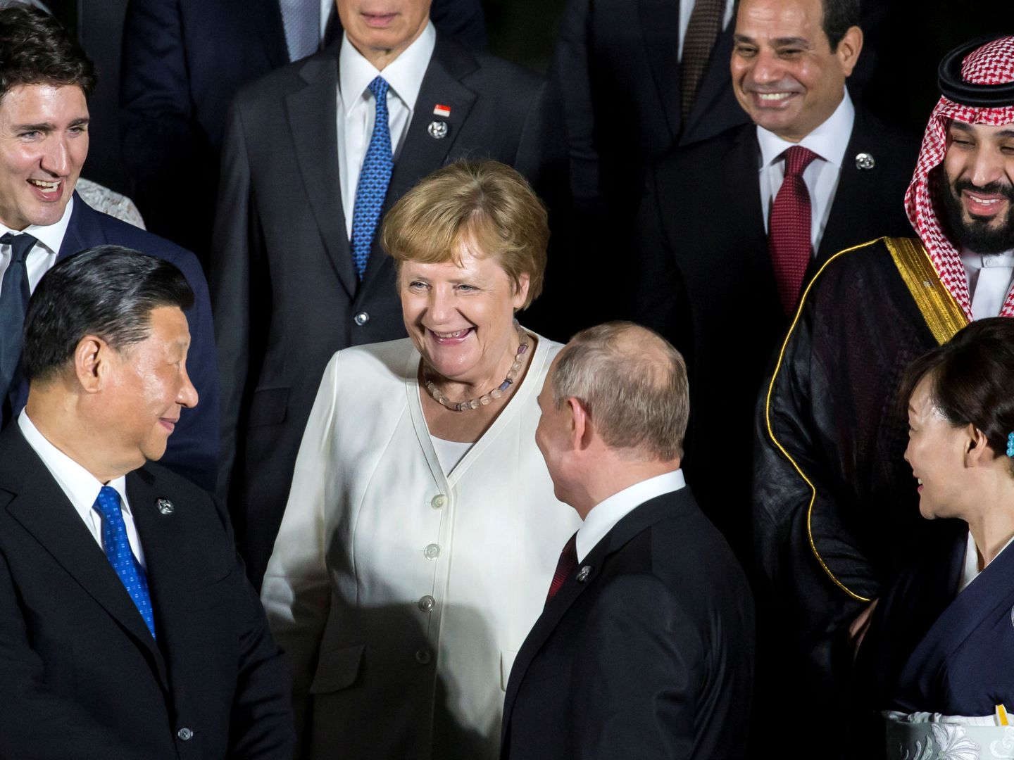Angela Merkel conversa con Xi Jinping y Vladimir Putin en la última cumbre del G-20. (Reuters)