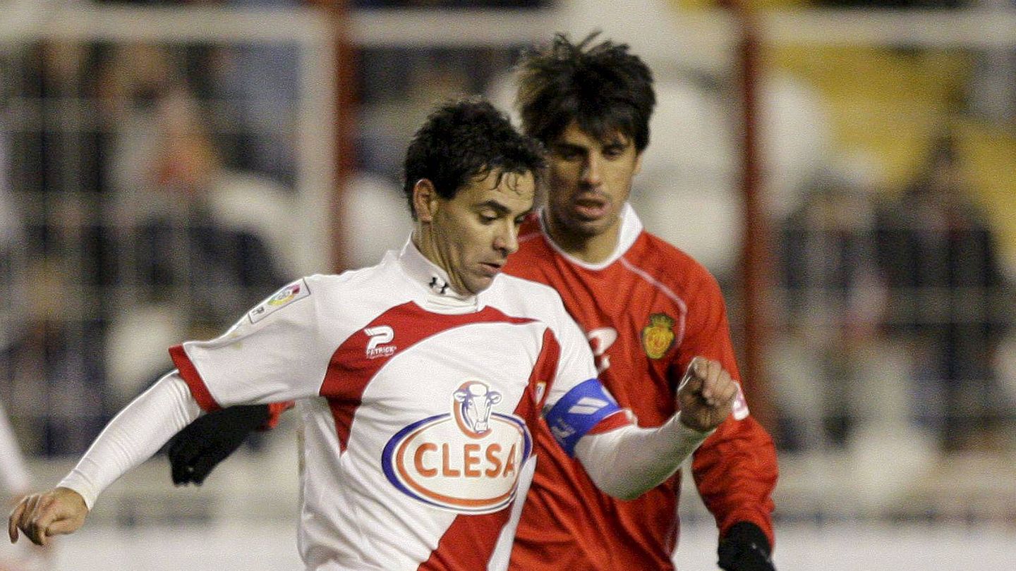 Míchel, en su etapa como futbolista del Rayo. (EFE/Javier Lizón)