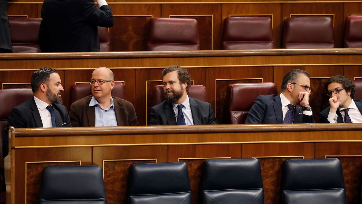 Zaragoza, el diputado socialista que aguantó entre el grupo de Vox: "A mí no me achantan"