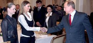 Cierra el diario que destapó a la 'amante' de Putin