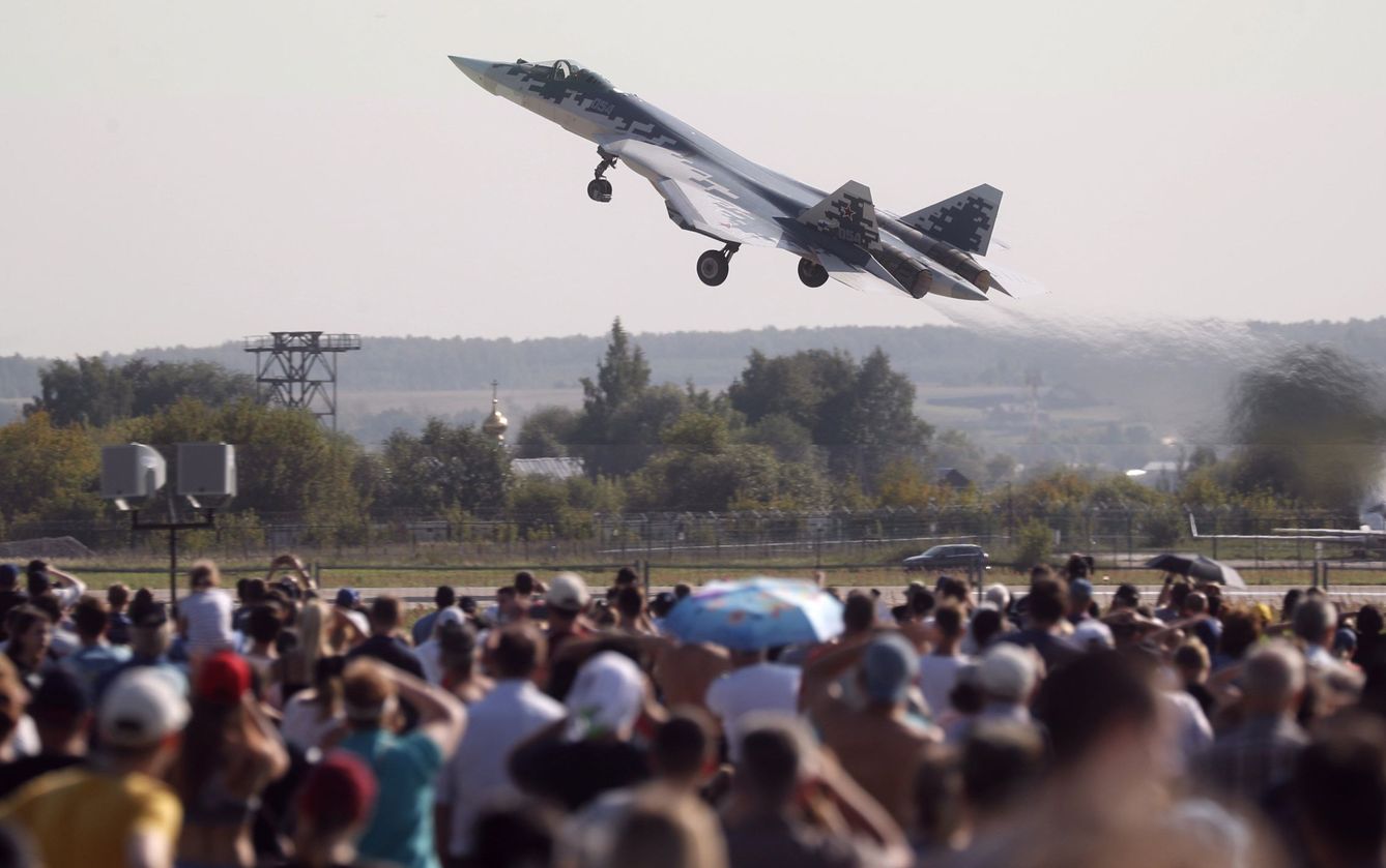 Un Su-57 en una de sus presentaciones. (Reuters)