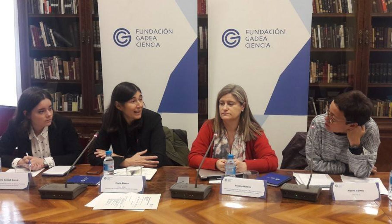 De izquierda a derecha: Clara Benedí, María Blasco, Susana Marcos y Noemí Gómez (Fund. Gadea Ciencia).