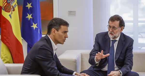 Foto: Rajoy, con Sánchez, en La Moncloa. (EFE)