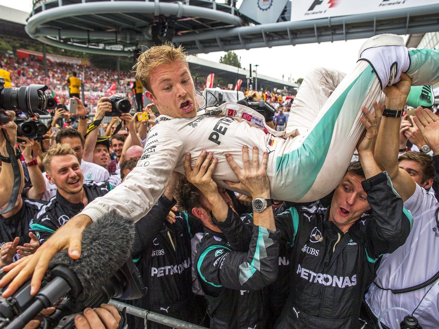 Nico Rosberg ganó el título mundial en 2016 y luego se retiró. (EFE)