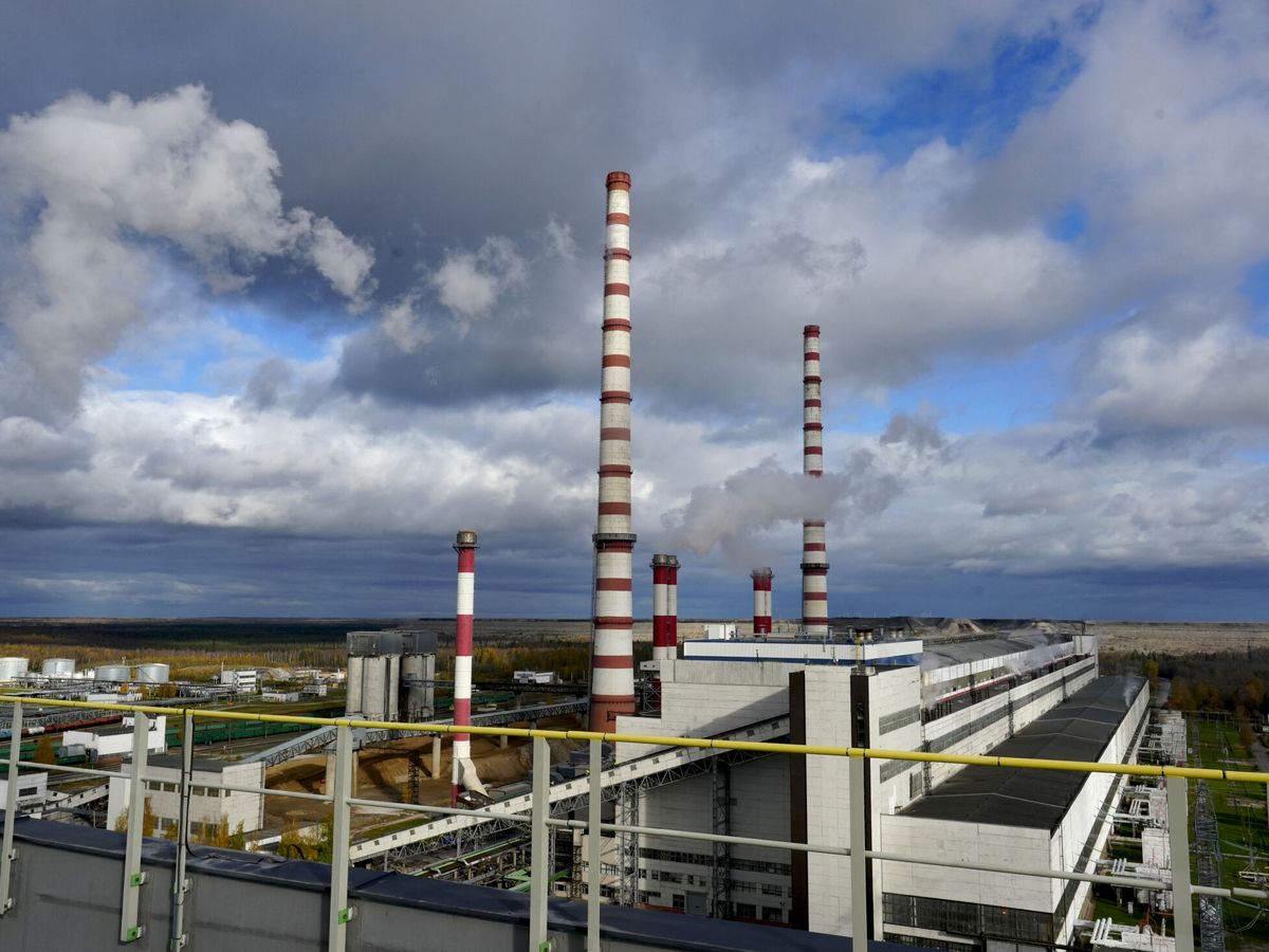 Foto: Planta petrolífera en Auvere, en Estonia. (Reuters/Ints Kalnins)