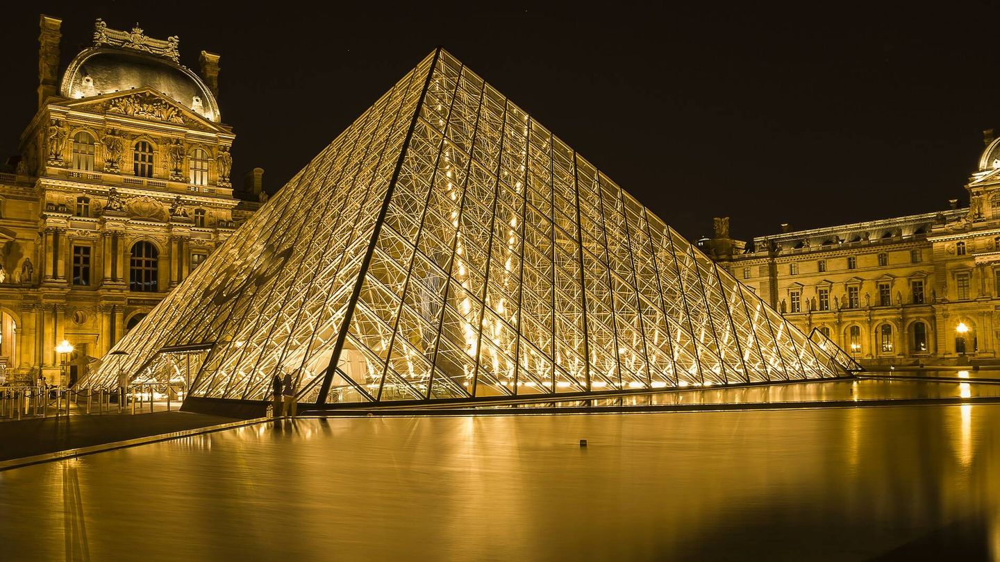 2.El Louvre, el museo imprescindible (Pixabay)