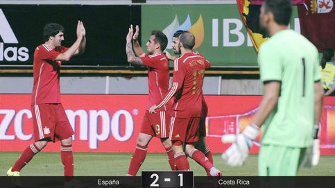 España gana a Costa Rica entre pitos a Piqué y paradas de Keylor Navas