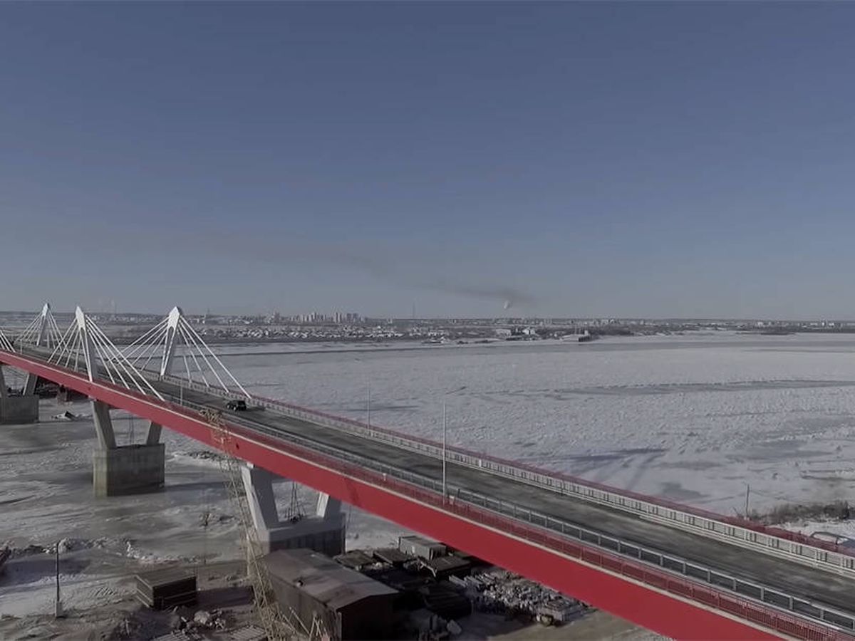 Foto: Heihe y Blagoveshchensk estrenarán su flamante puente sobre el río Amur en primavera de 2020 (Foto: YouTube)