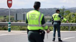 Dos heridos tras una colisión entre un turismo y un camión en San Juan del Monte (Burgos)