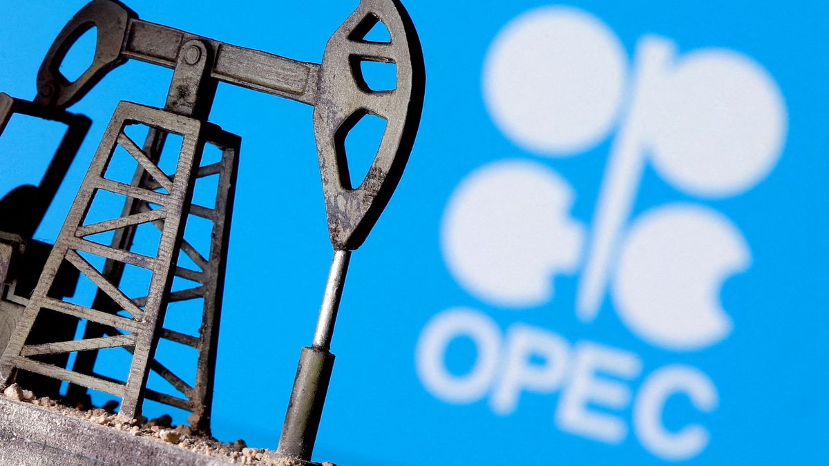 La OPEC estudia excluir a Rusia del acuerdo de producción petrolero 