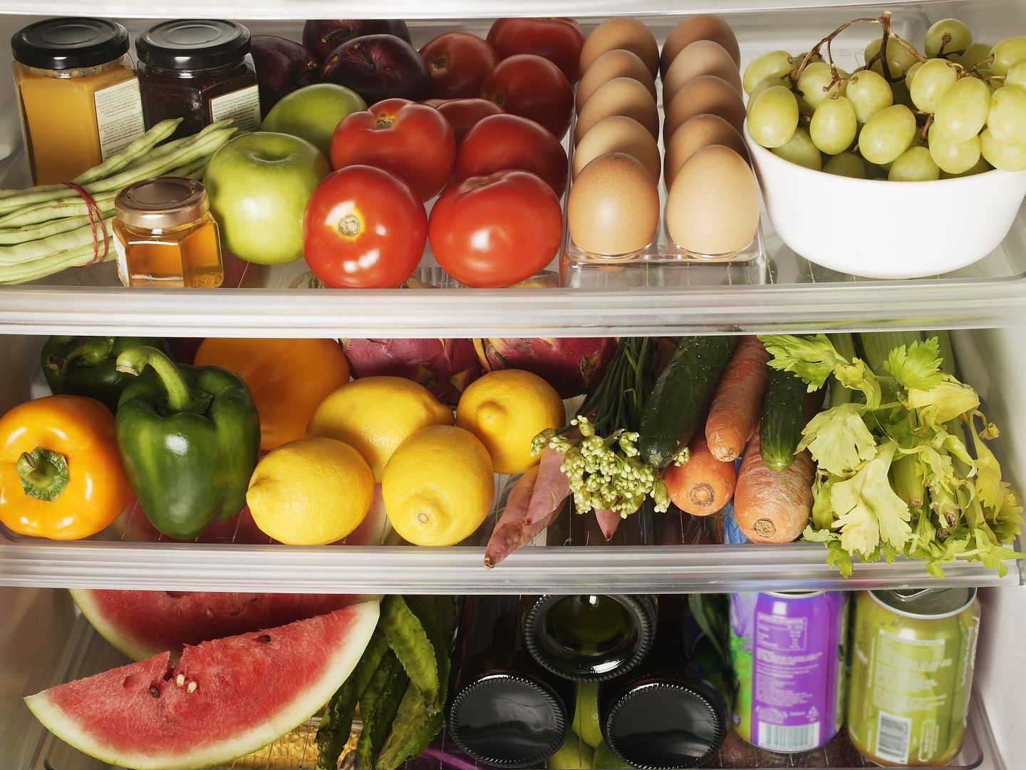 Frutas y verduras son la base de una alimentación saludable (© Floresco Productions/Corbis)
