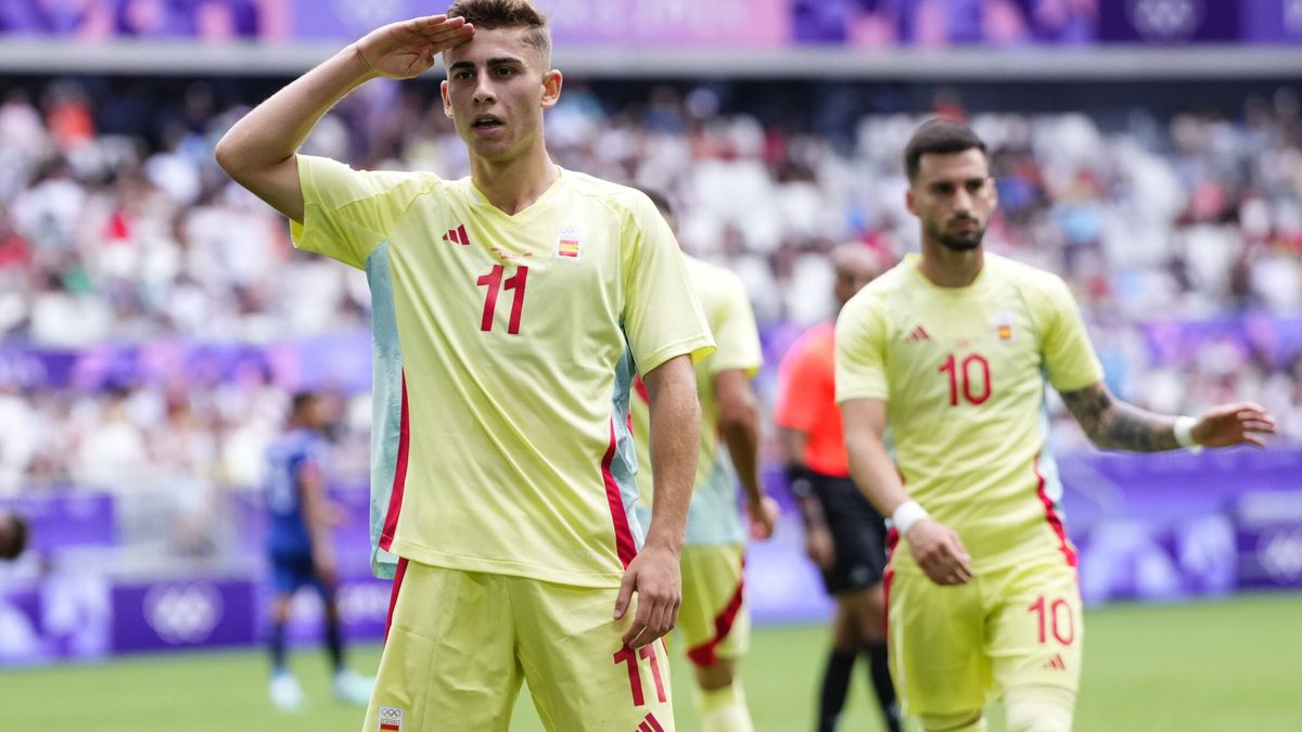 España supera la salvaje entrada a Cubarsí y acaba con República Dominicana (3-1)