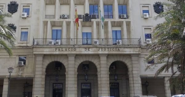 Foto: Exterior de la Audiencia Provincial de Sevilla (Google Maps)