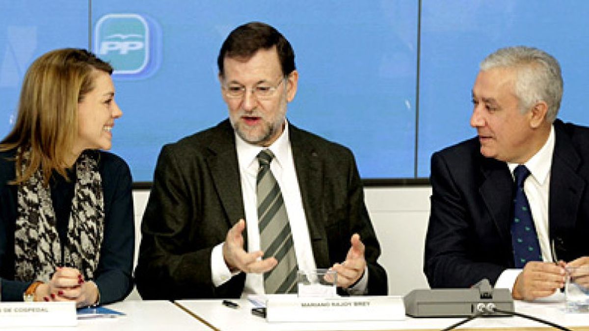 Rajoy improvisa el copago y se niega a reducir el Estado