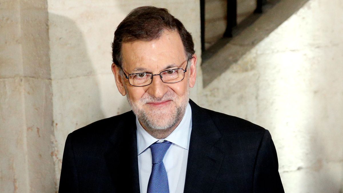 Rajoy subirá el salario mínimo un 8% y el PSOE apoyará el objetivo de déficit