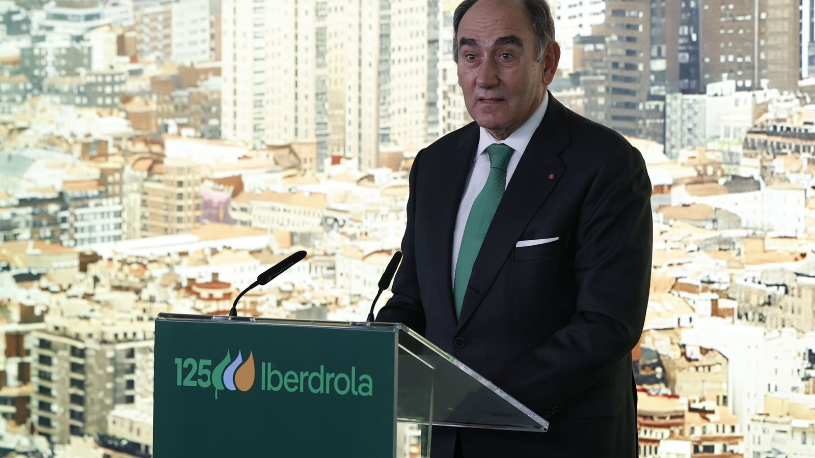 Iberdrola compra la mayor distribuidora de Finlandia por 2.000 millones a KKR y Ontario