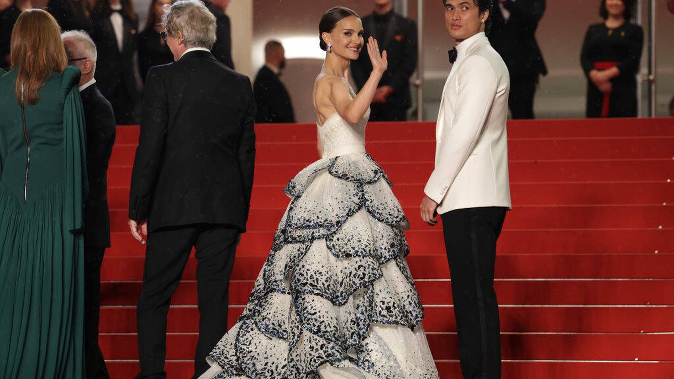 Natalie Portman se corona en Cannes luciendo el histórico vestido Junon de Dior