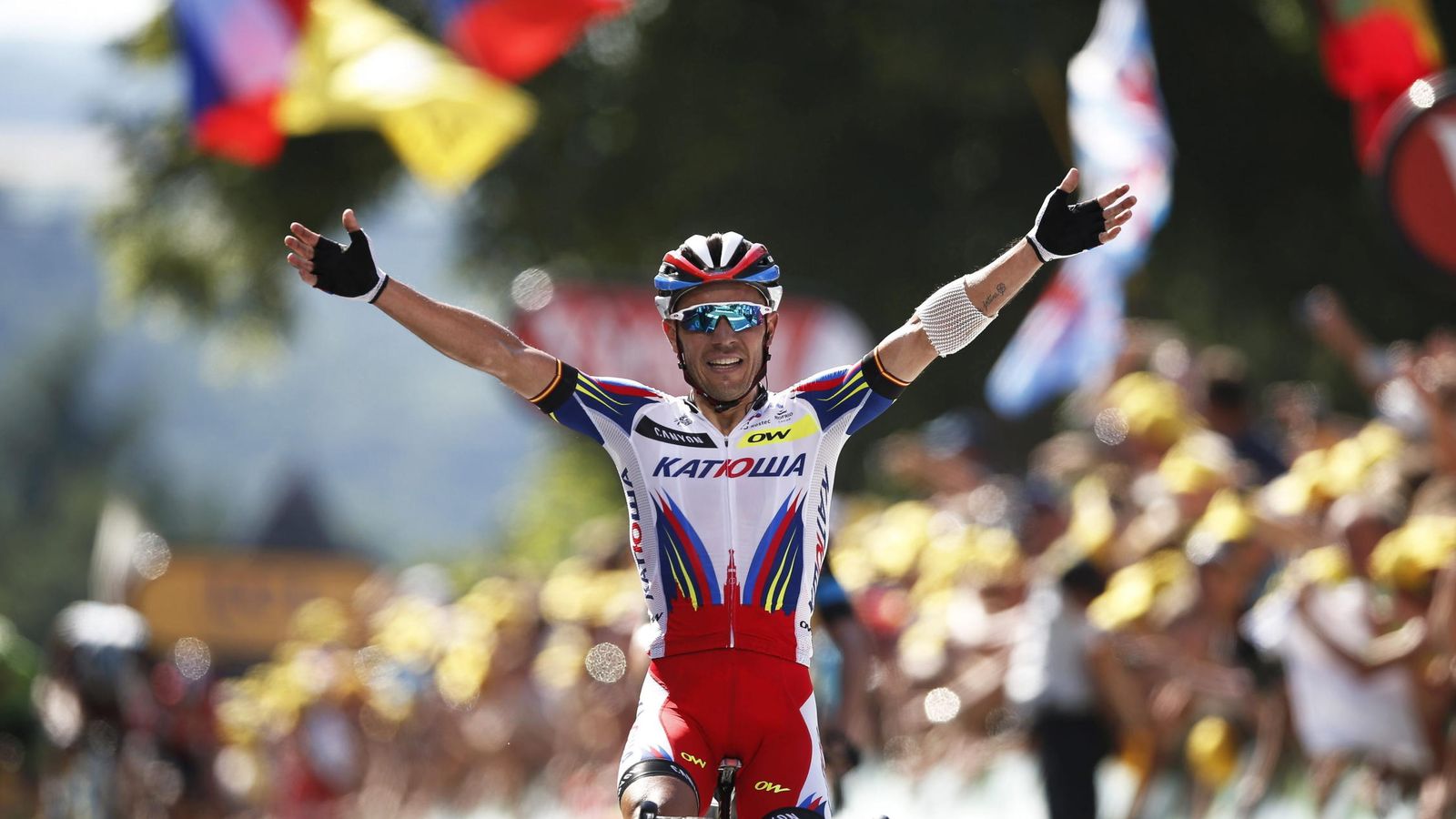 Foto: Purito celebra su victoria en la tercera etapa del Tour (Efe).