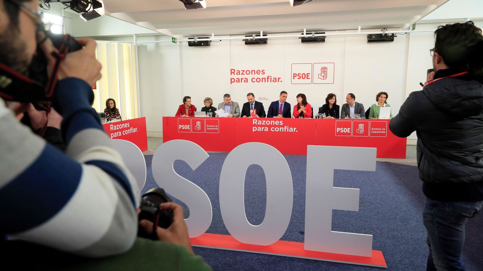 Foto: Pedro Sánchez, durante la reunión de la ejecutiva federal celebrada este 8 de enero en Ferraz. (EFE)