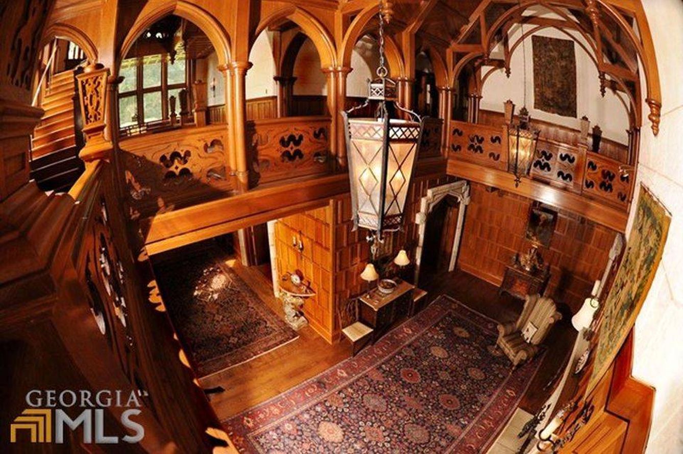 Interior de la mansión Bisham Manor. (Georgia MLS)