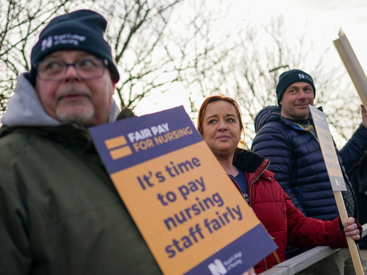 Foto: Huelga de enfermeras en Reino Unido en diciembre. (Getty/Ian Forsyth)