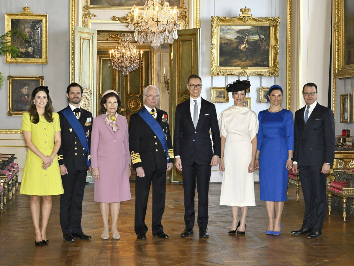 Foto: La familia real suca junto al presidente de Finlandia y la primera dama. (Gtres)