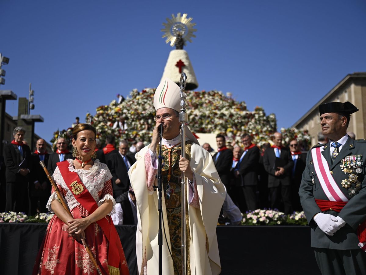 Foto: Así es el himno de la Virgen del Pilar: letra completa en honor a la patrona de Zaragoza y la Guardia Civil. (Marcos Cebrián / Europa Press)
