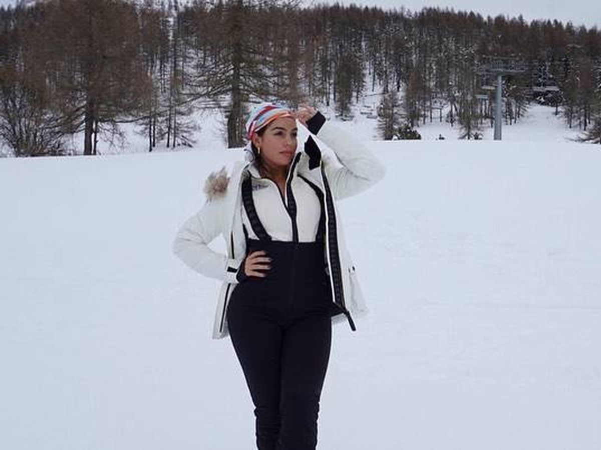Foto: Georgina Rodríguez en la nieve. (Instagram @georginagio)