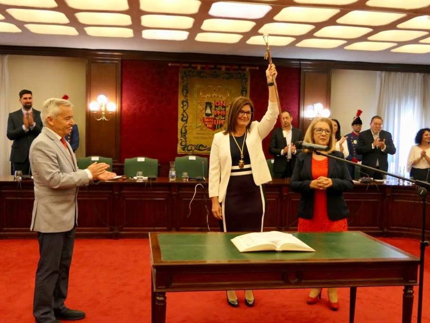 Noelia Posse cuando tomó posesión como alcaldesa en junio de 2019.