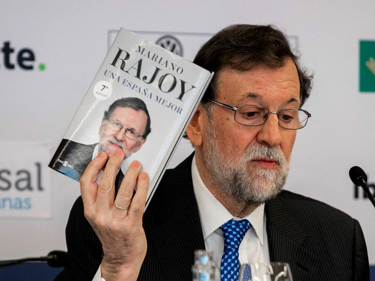 Foto: El expresidente del Gobierno Mariano Rajoy, durante la presentación de su libro 'Una España mejor'. (EFE)