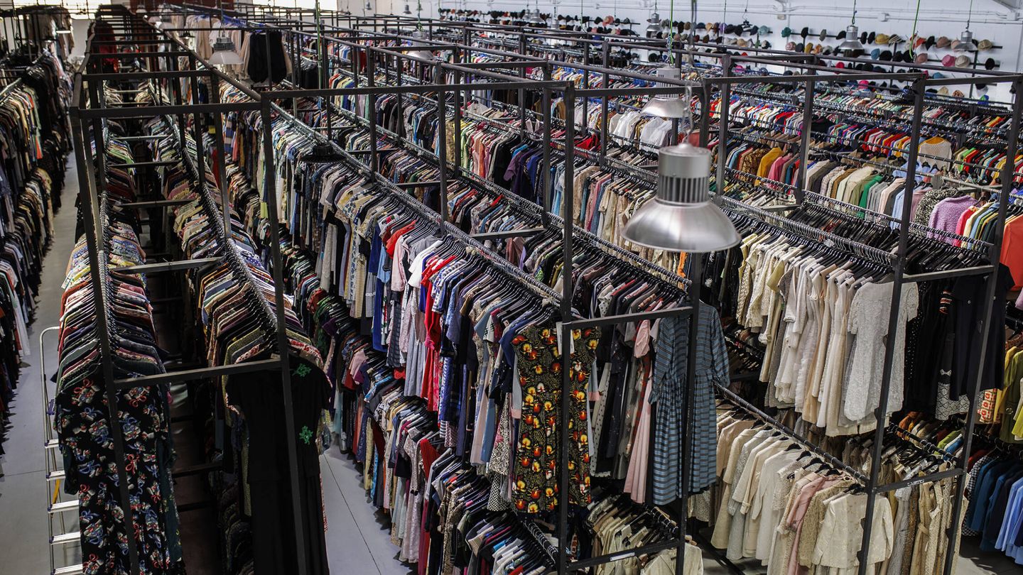 En Peris tienen un armario de 10 millones de prendas. (A. M. V.)